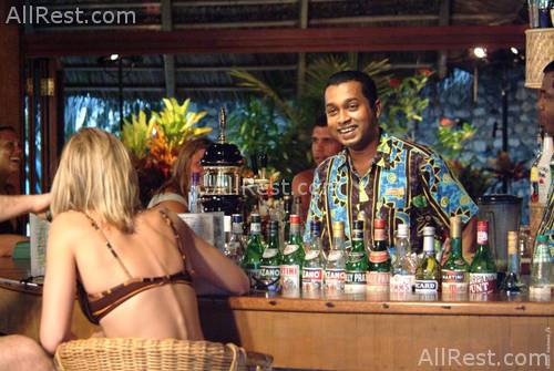 Veligandu Island Resort 13